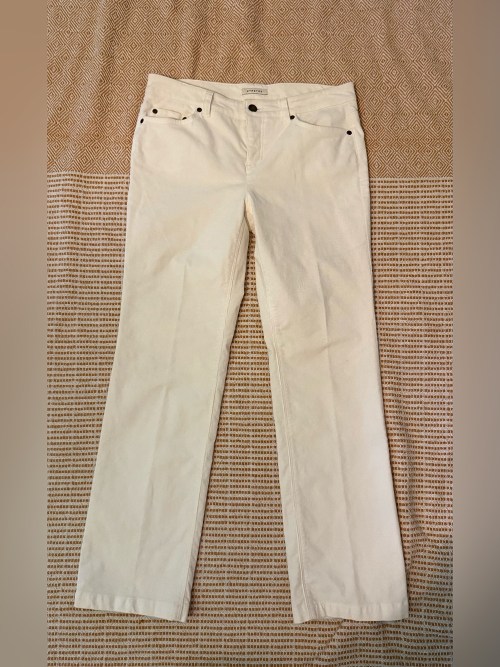 Jones New York Sport Petite White Stretch Pinwale Corduroy Straight Leg Pants
